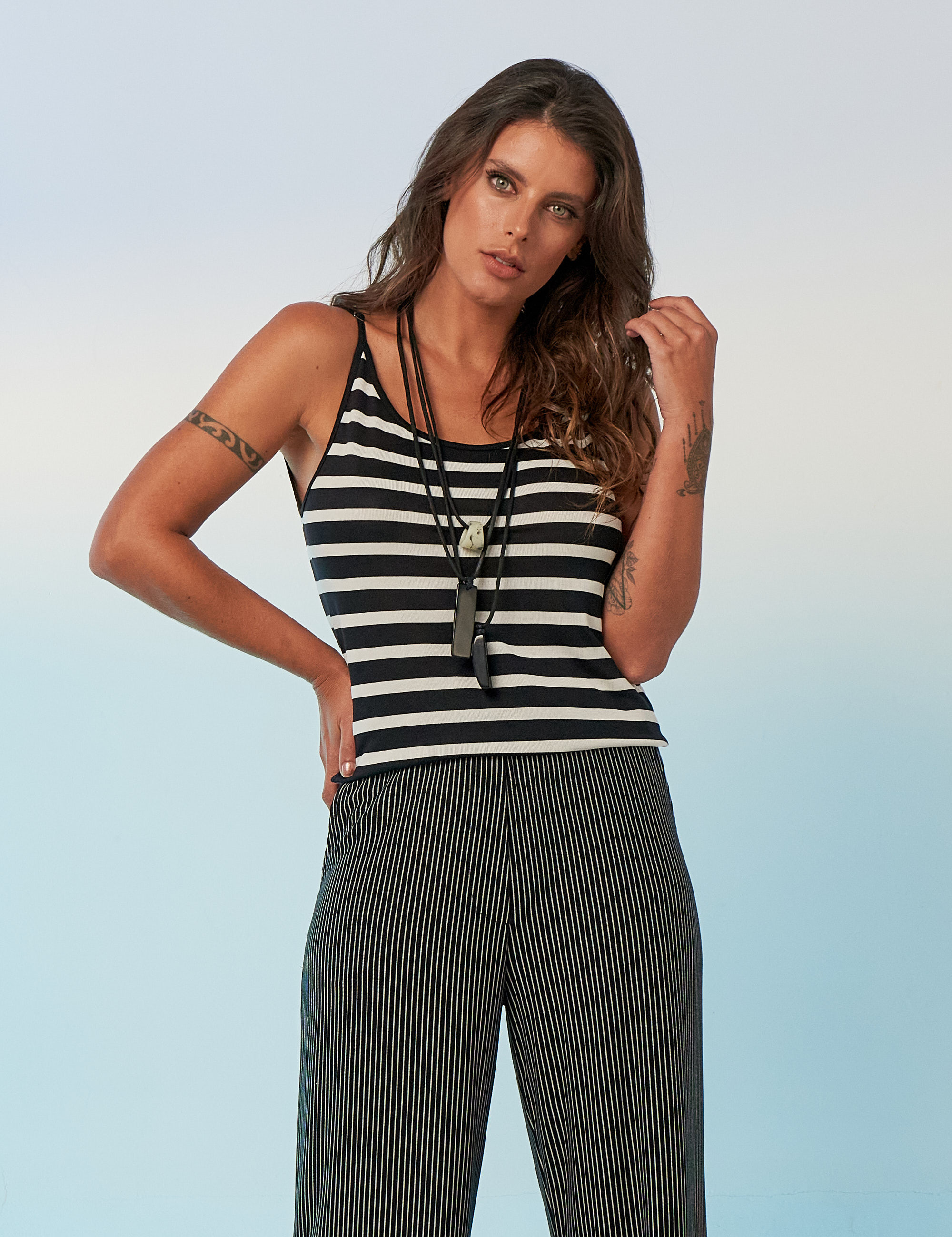 Regata Soft Regulador Listras Largas Preta