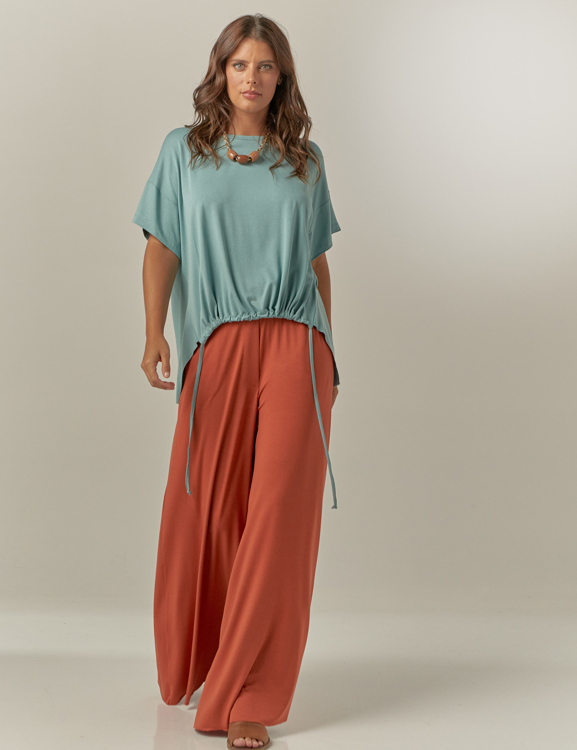 Blusa Barra Franzida Porcelana