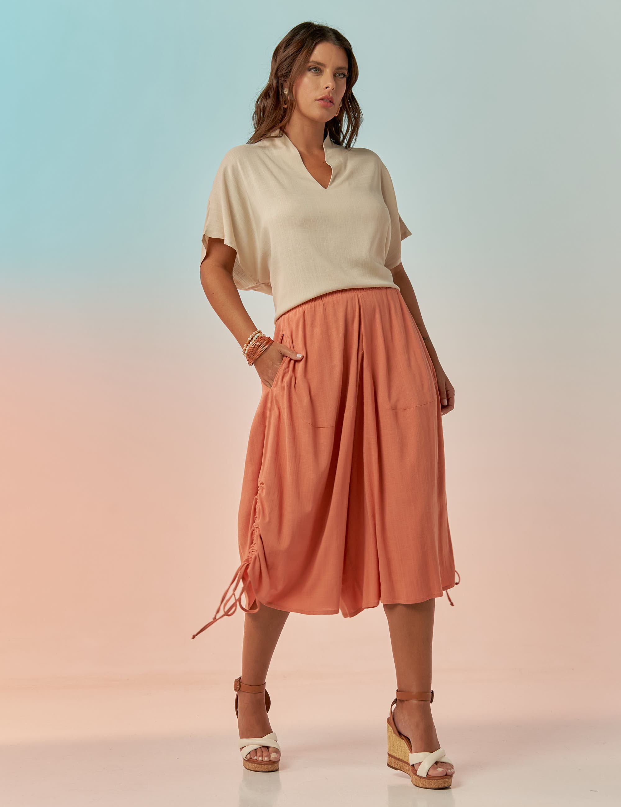 Calça Pantacourt Linho Figo