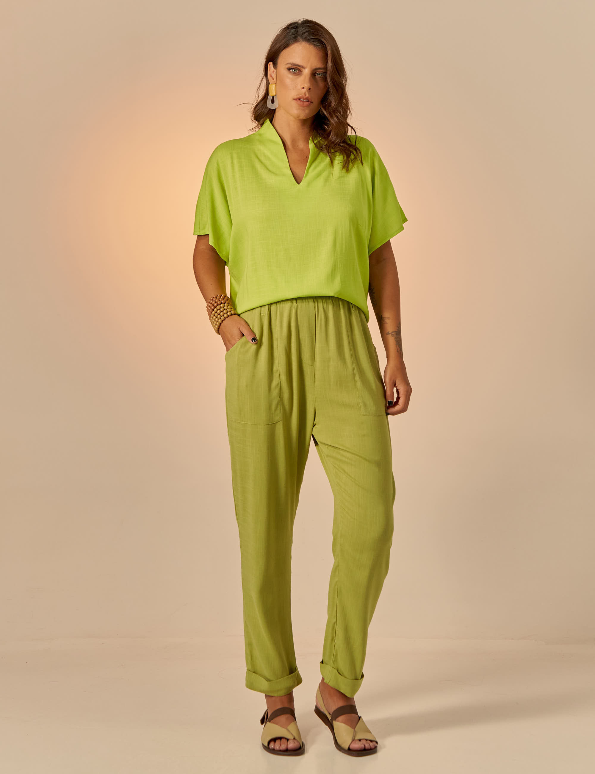 Blusa Gola Linho Lima