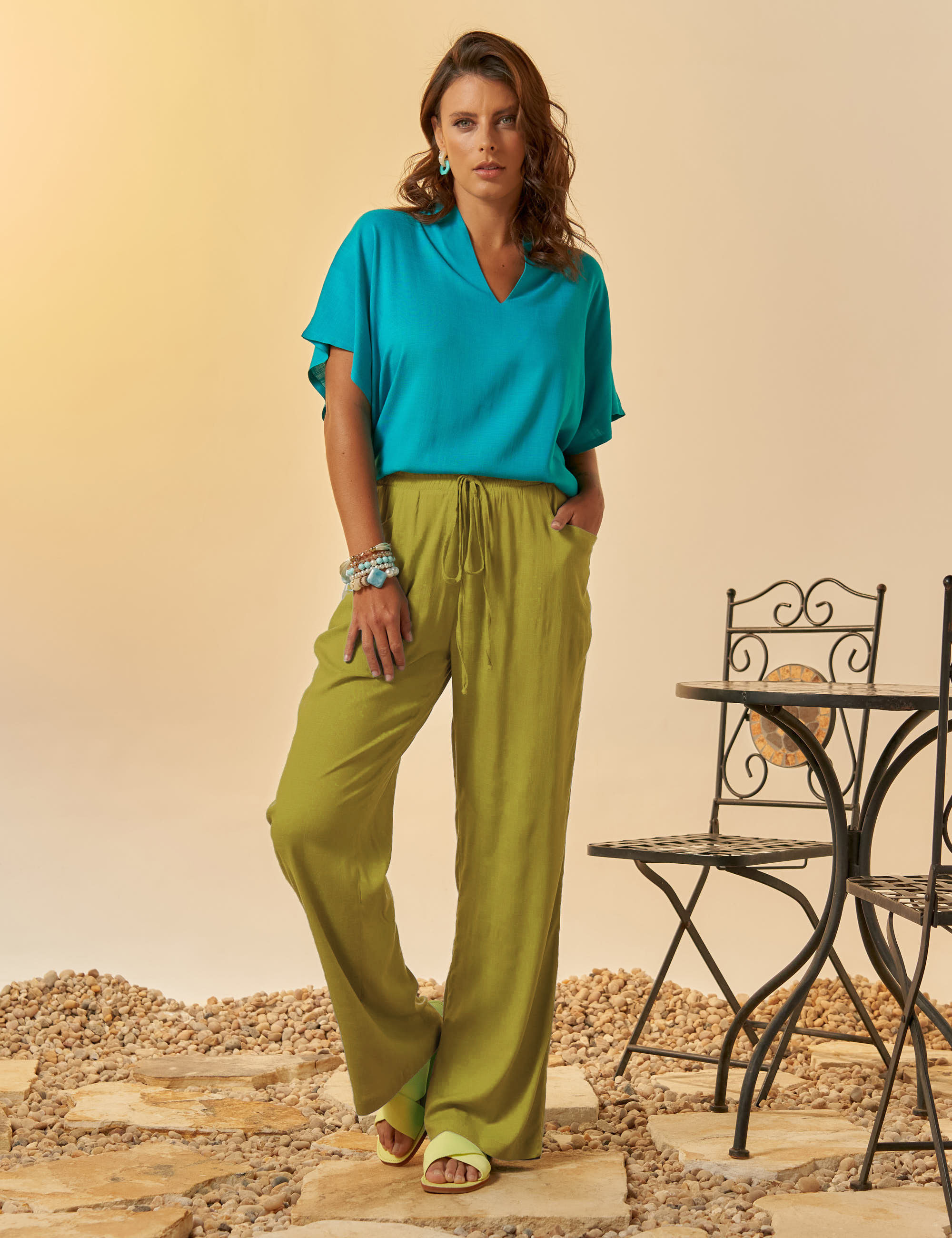 Blusa Gola Linho Mediterrâneo