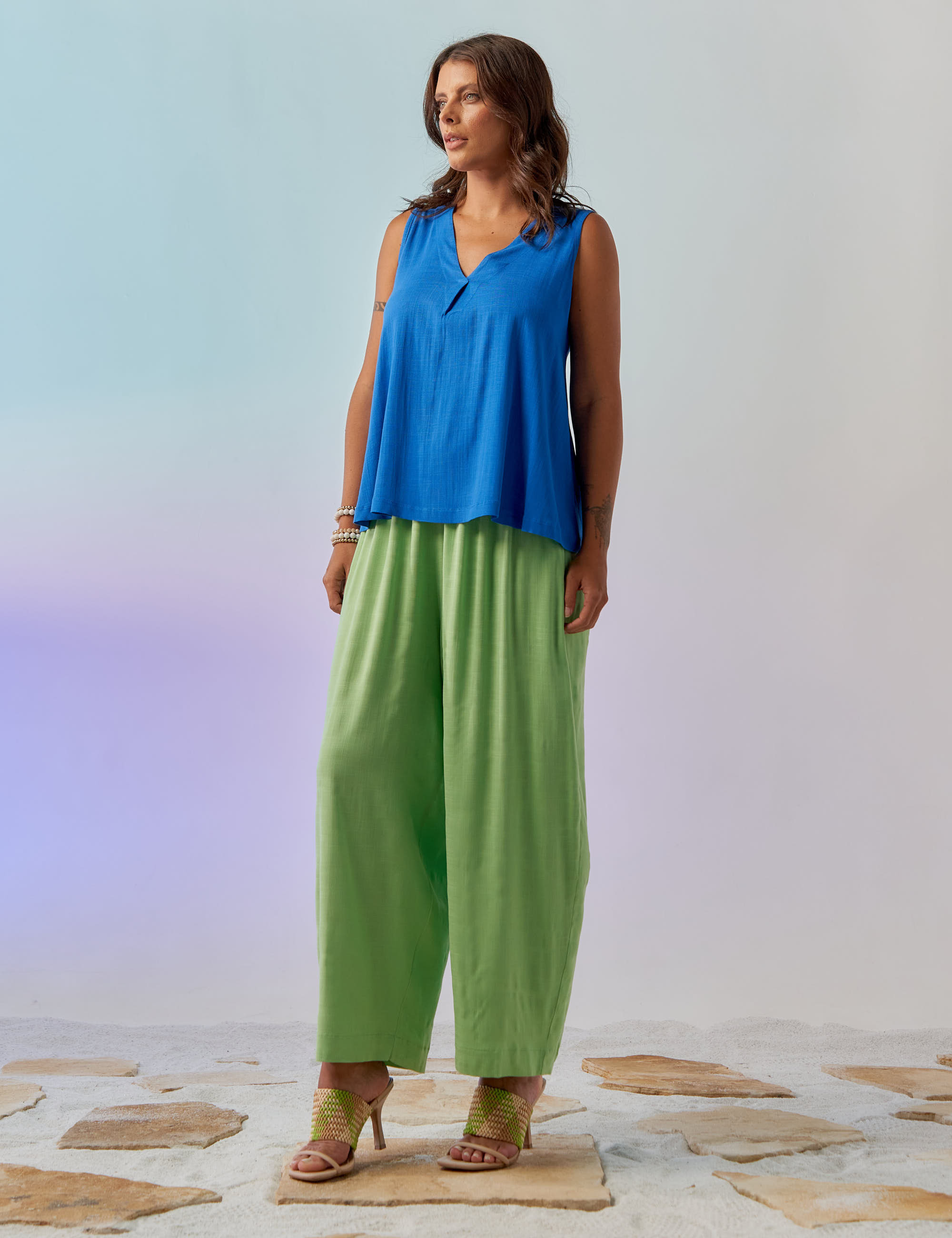 Blusa Linho Decote V Grego