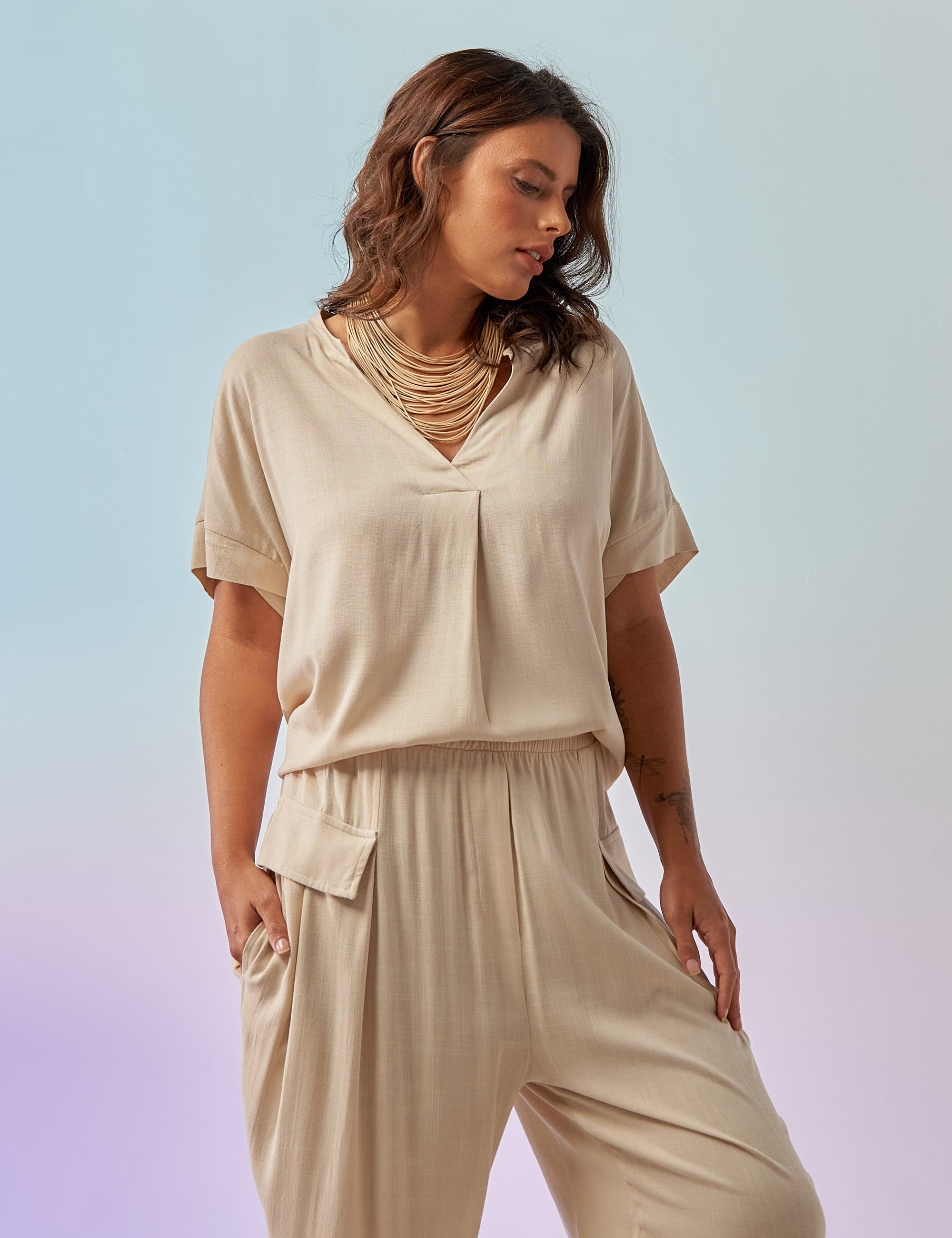 Blusa Prega Linho Bege Palha