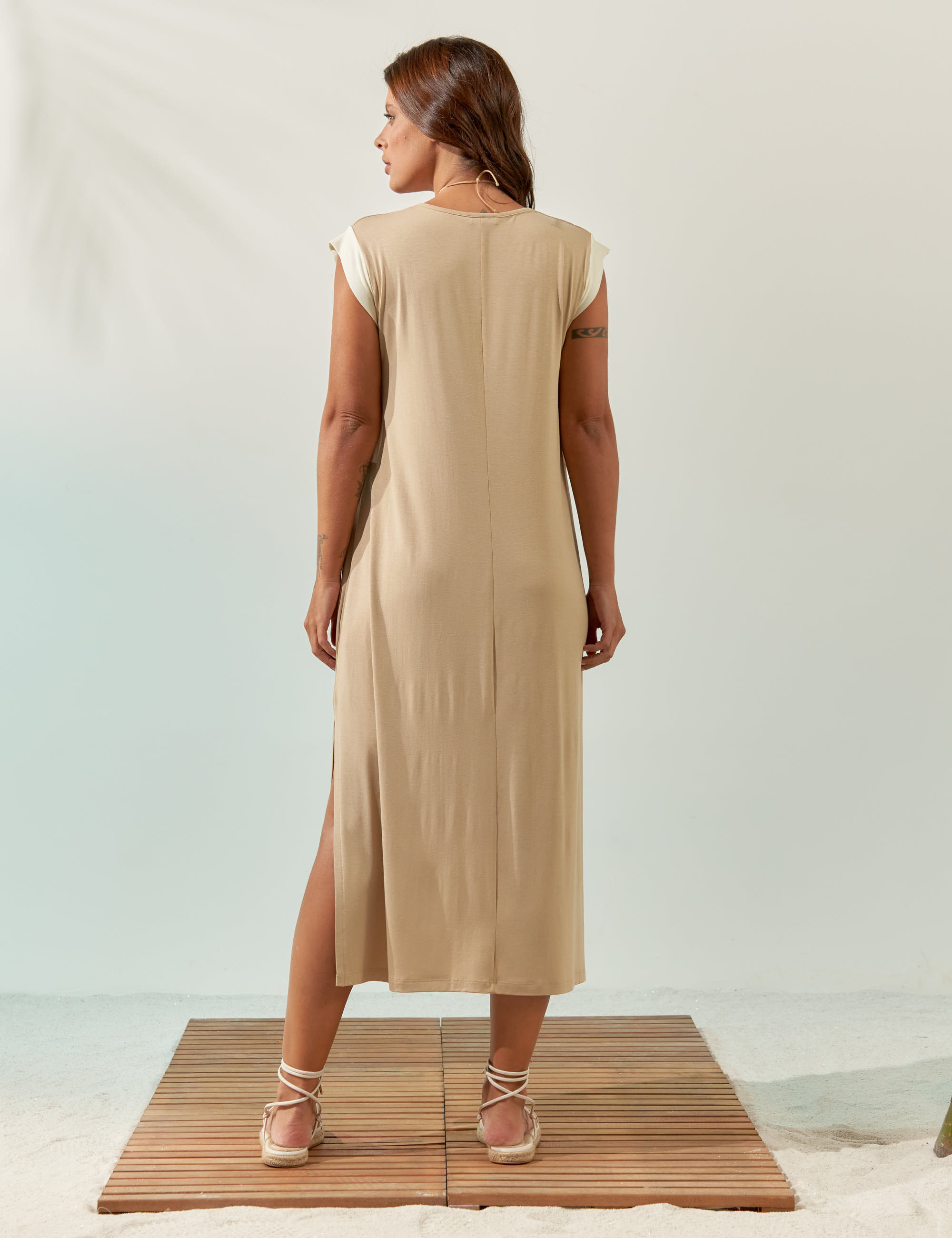 Vestido Fenda Bicolor Cogumelo