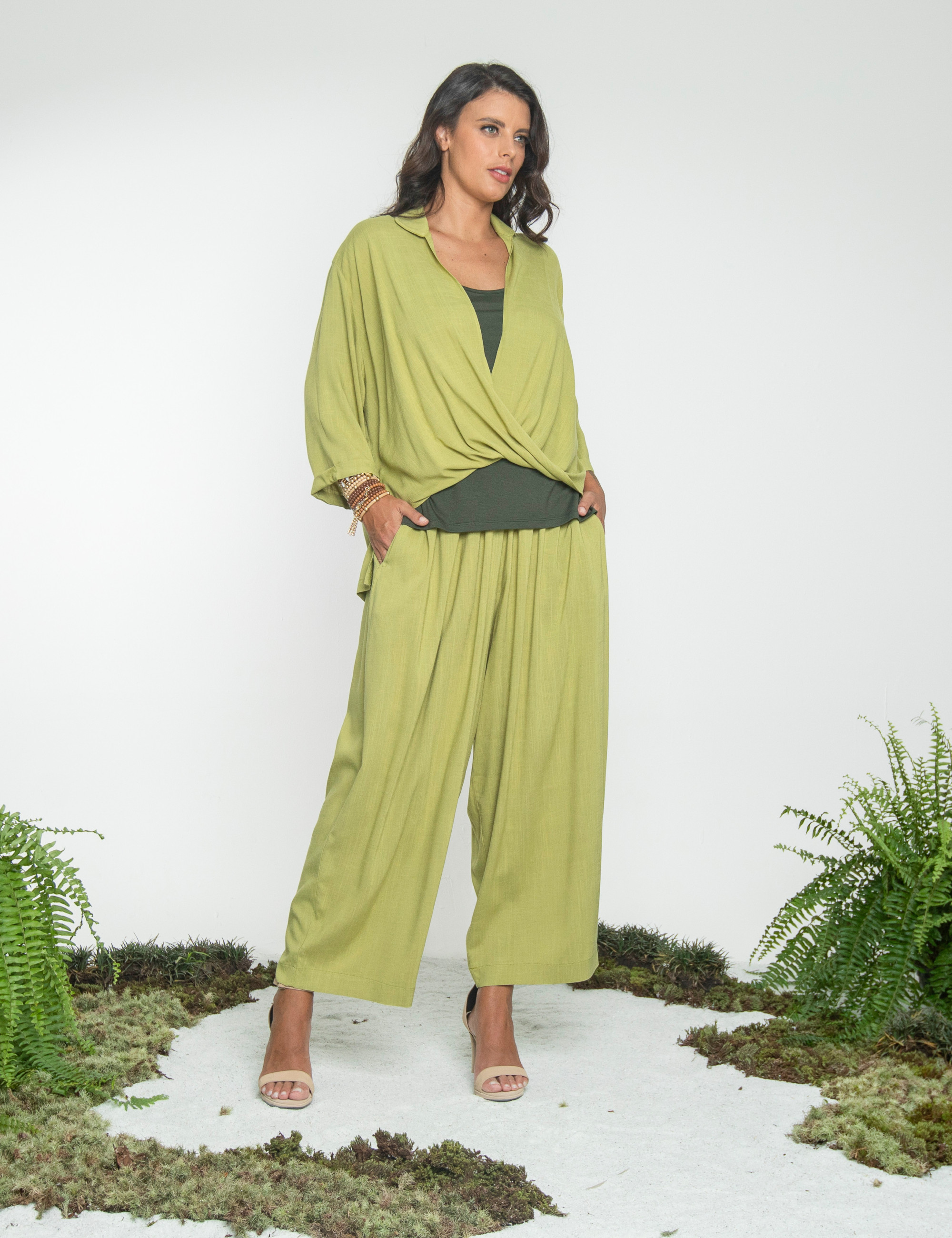 Camisa Linho Transpasse Frente Verde Atemoia