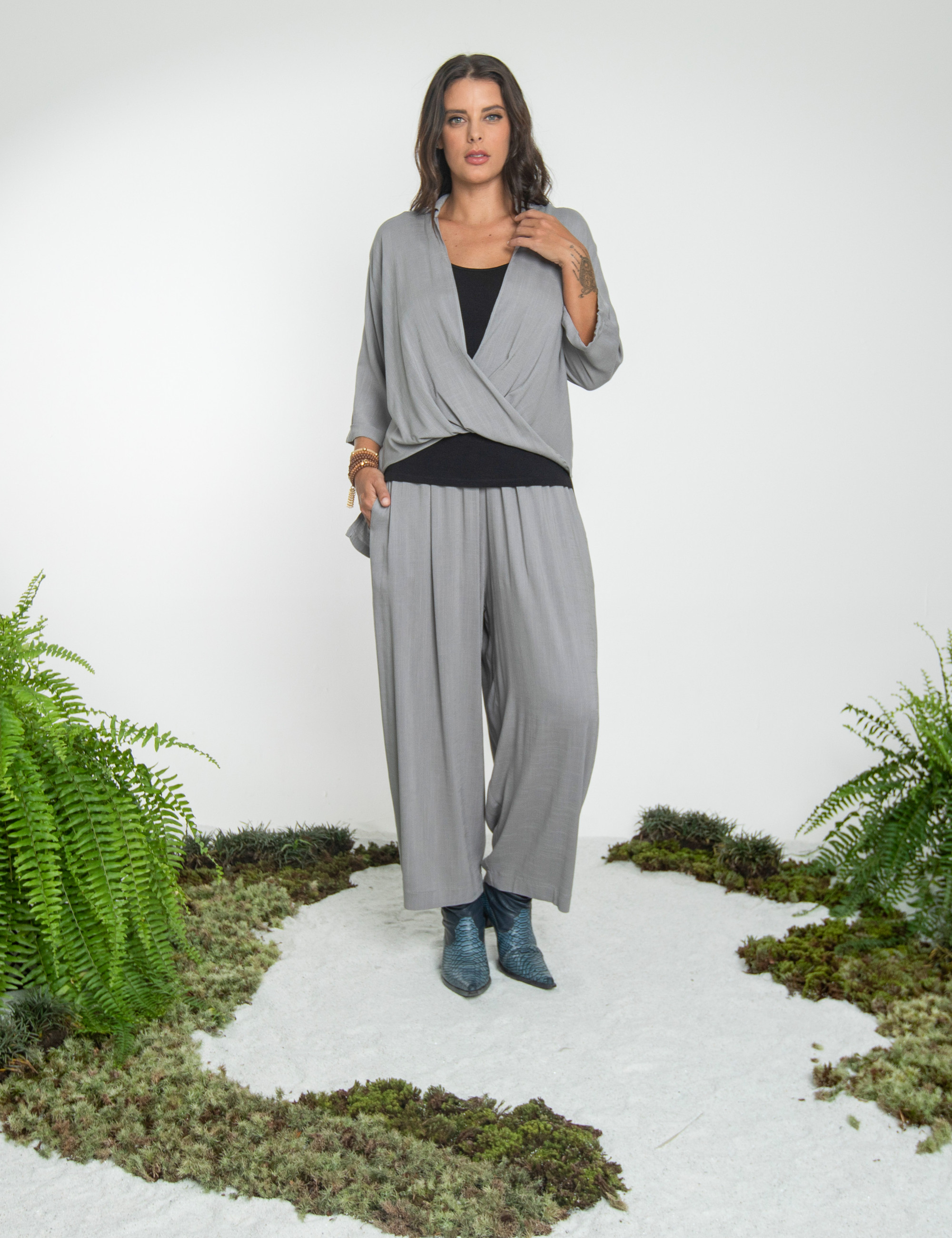 Camisa Linho Transpasse Frente Cinza Granizo