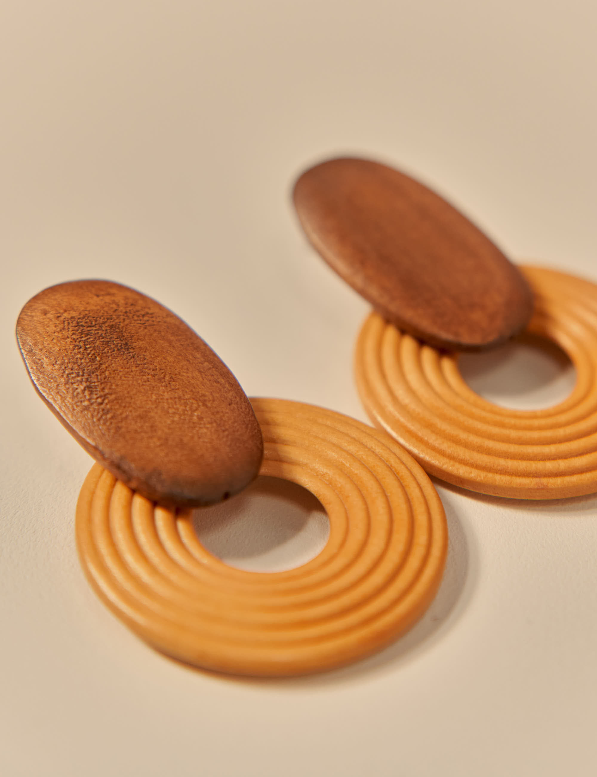 Brinco Madeira Círculo Tauari