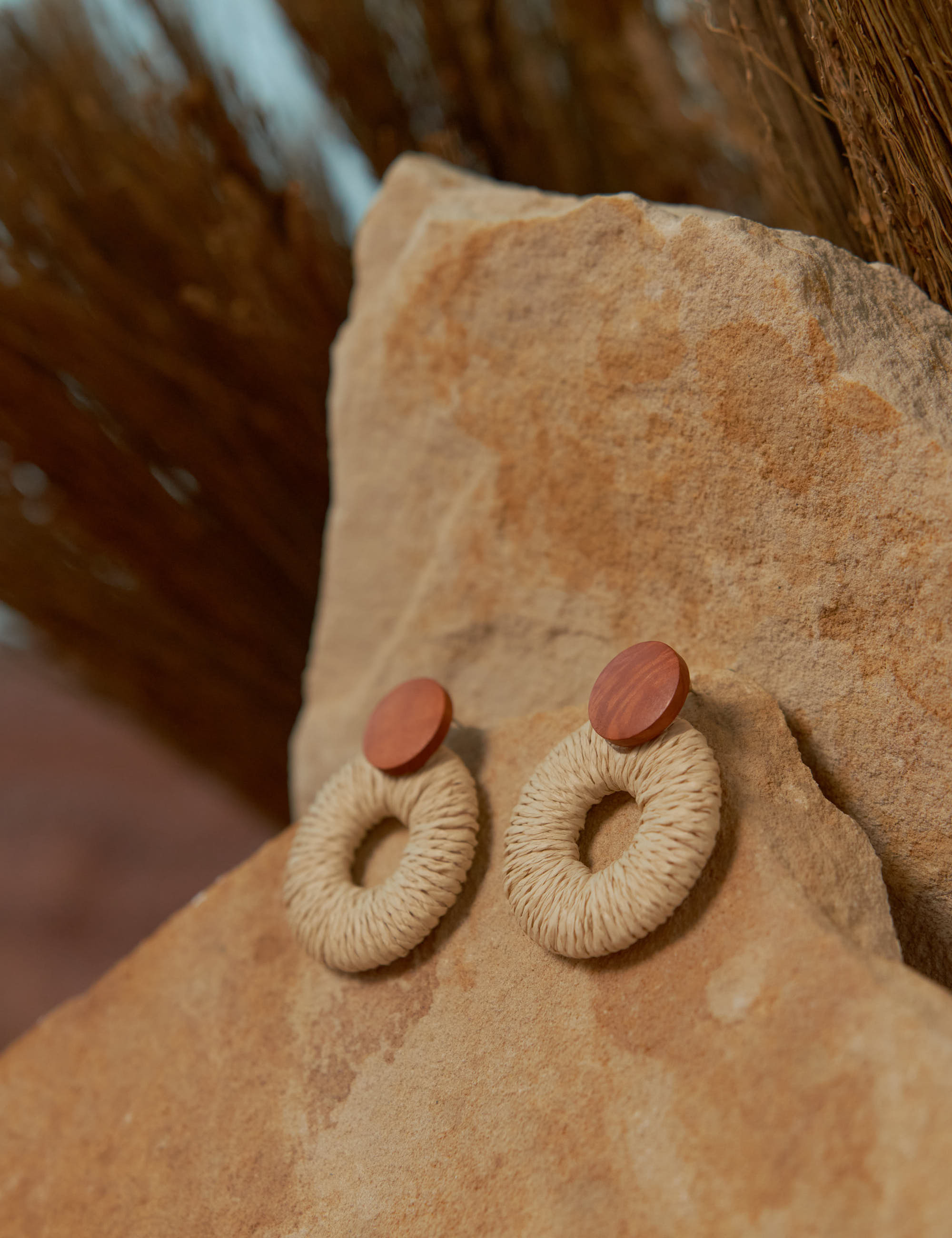 Brinco Círculo Palha Trigo