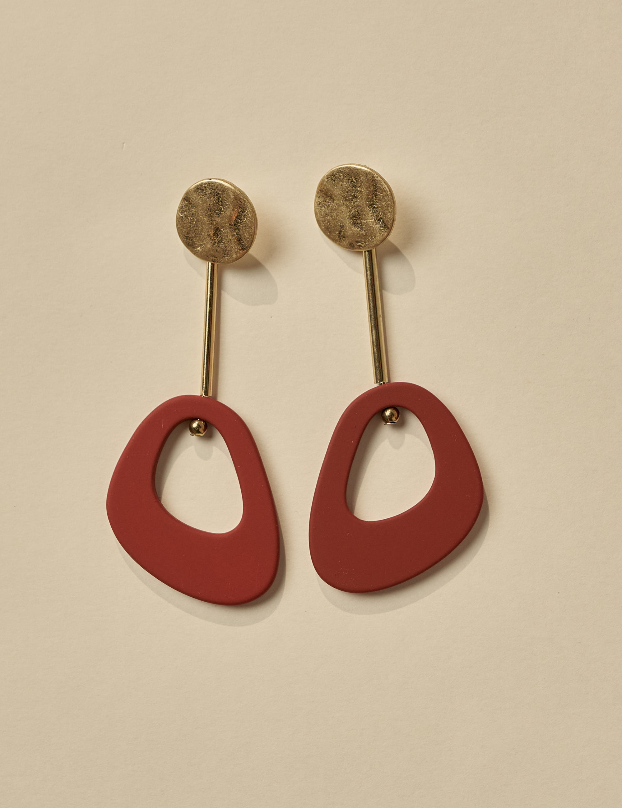 Brinco Vazado Argila