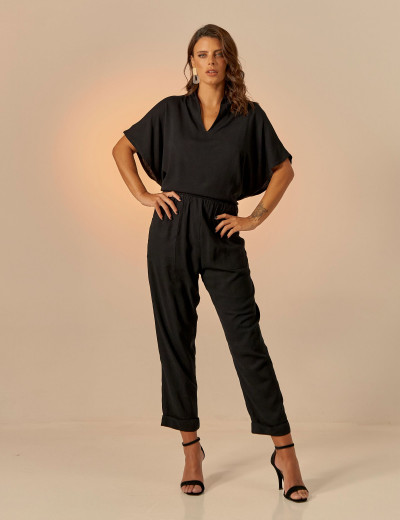 Calça Clássica Linho Preta