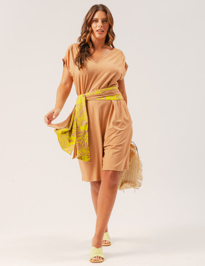 Macaquinho Curto Bege Deserto