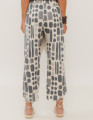 Calça Envelope Estampa Etnica Calcario